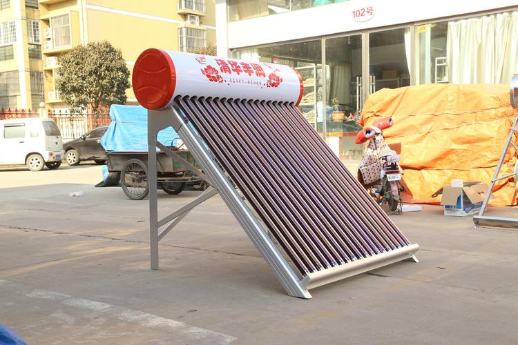 热卖太阳能热水器镀锌板水箱铝合金支架家用一体式太阳能